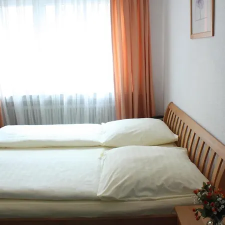 Diplomat Hotel 2*