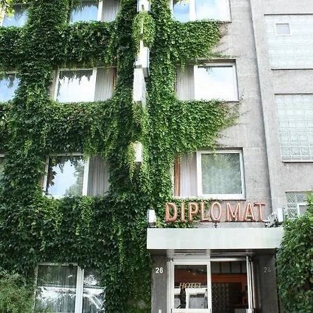 Diplomat