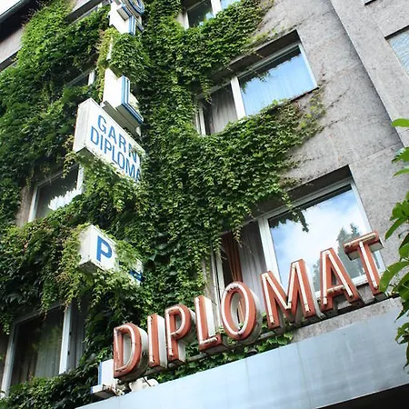 Diplomat Szálloda